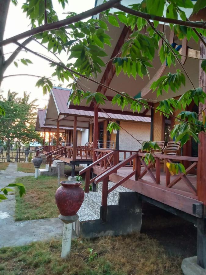 Why Not Bar And Bungalows #2 Pemenang Eksteriør billede